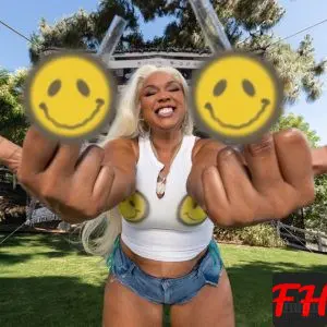MY FACE HURTS FROM SMILING - Album by Lizzo - Apple Music
